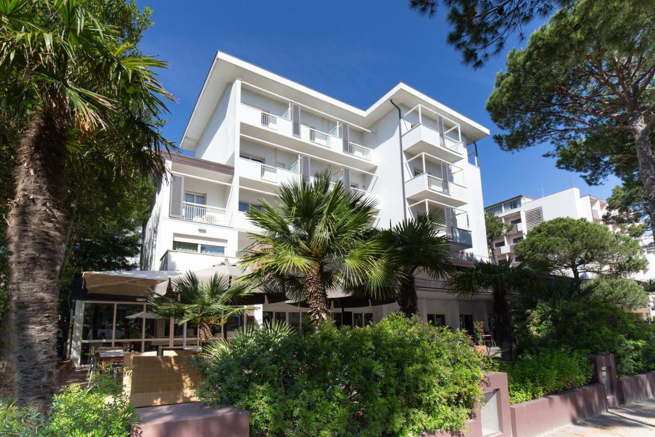 Hotel Parco Milano Marittima Exterior photo