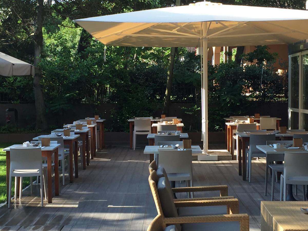 Hotel Parco Milano Marittima Exterior photo
